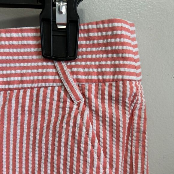 Vintage J.CREW 4.5” Seersucker Chino Shorts - Picture 2 of 7